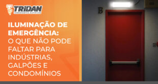 À direita, uma imagem de uma porta iluminada com luz de emergência, à esquerda o seguinte texto: Iluminação de emergência: o que não pode faltar para industrias, galpões e condomínios